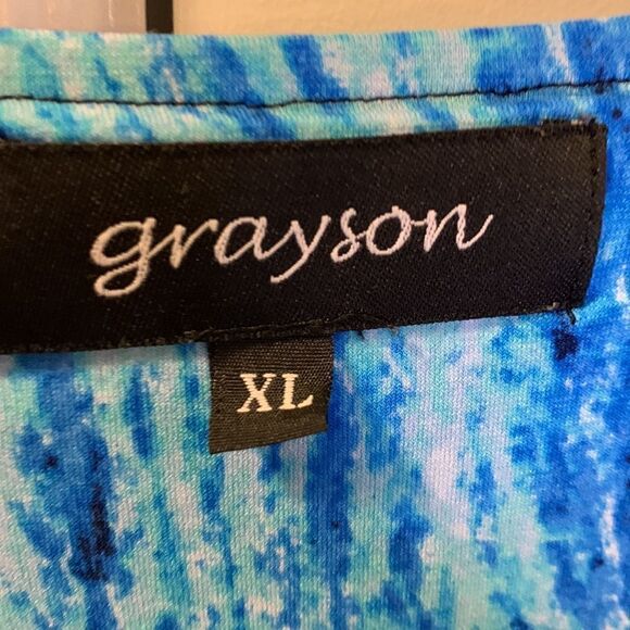 Grayson Size XL Beautiful blue and black blouse with front & sleeve ruching - Picture 7 of 9